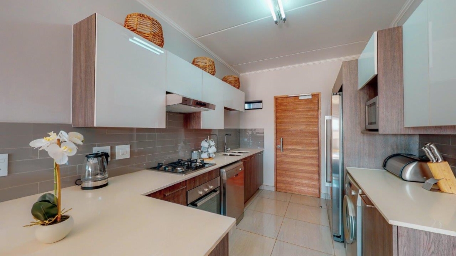 2 Bedroom Property for Sale in Glen Marais Gauteng