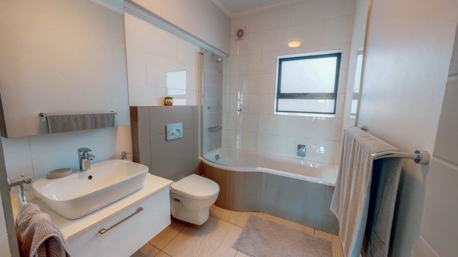2 Bedroom Property for Sale in Glen Marais Gauteng