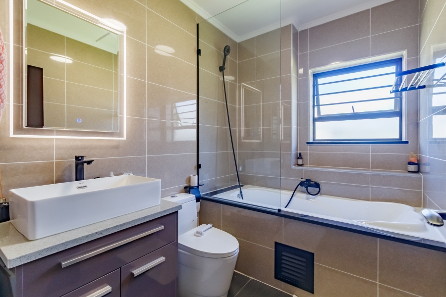 To Let 4 Bedroom Property for Rent in Carlswald Gauteng