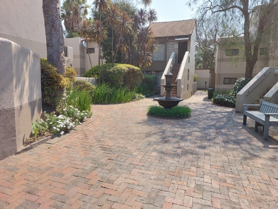 To Let 2 Bedroom Property for Rent in Paulshof Gauteng