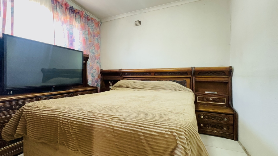 2 Bedroom Property for Sale in Etwatwa Gauteng