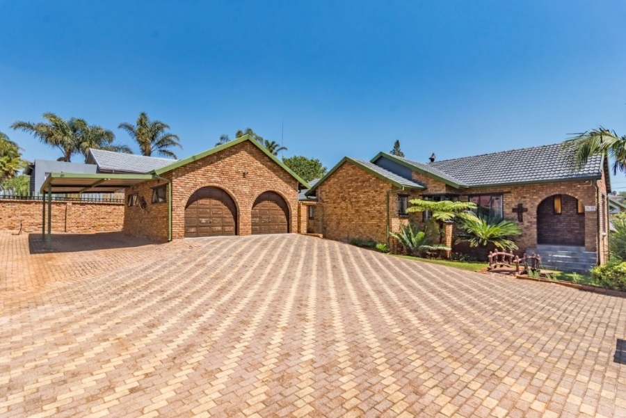 To Let 3 Bedroom Property for Rent in Rant En Dal Gauteng