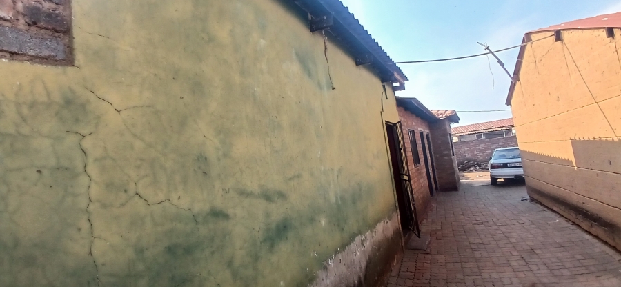 2 Bedroom Property for Sale in Palm Ridge Gauteng
