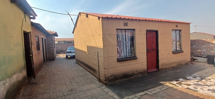 2 Bedroom Property for Sale in Palm Ridge Gauteng