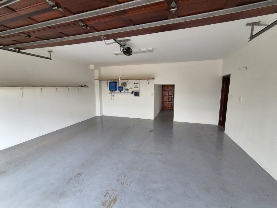 4 Bedroom Property for Sale in Greenstone Hill Gauteng