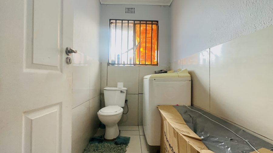 2 Bedroom Property for Sale in Tsakane Gauteng