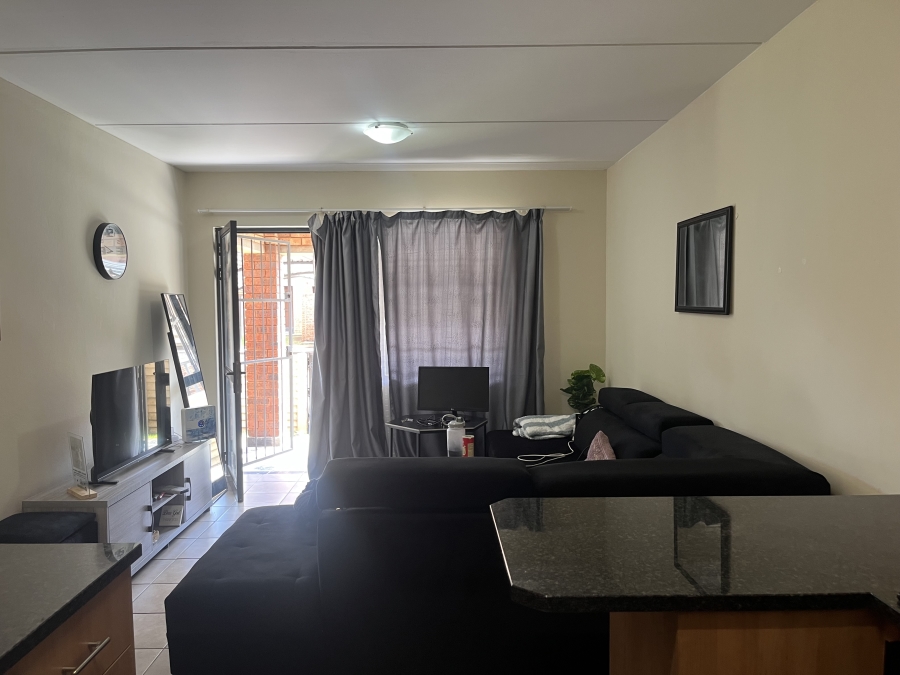 2 Bedroom Property for Sale in Alveda Park Gauteng