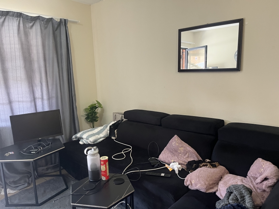 2 Bedroom Property for Sale in Alveda Park Gauteng