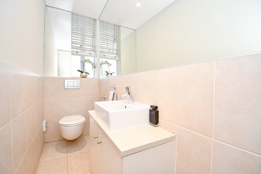 2 Bedroom Property for Sale in Illovo Gauteng