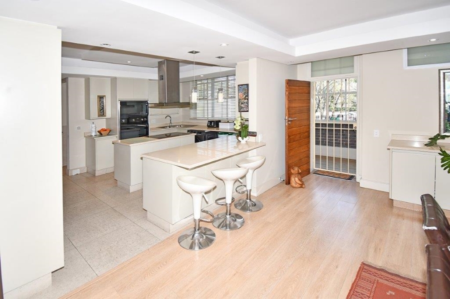 2 Bedroom Property for Sale in Illovo Gauteng