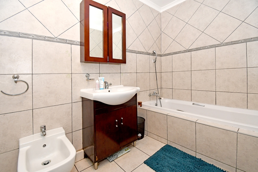 4 Bedroom Property for Sale in Highway Gardens Gauteng