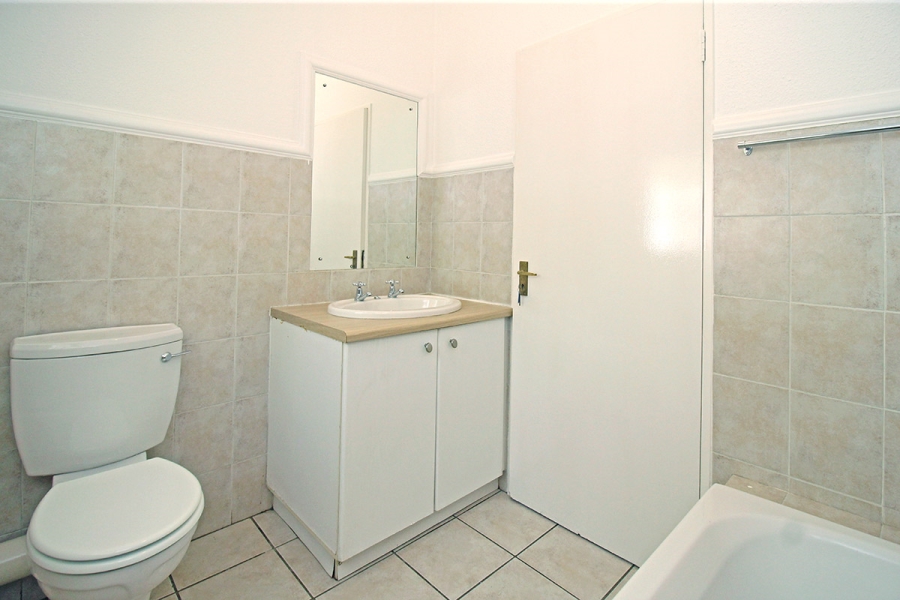 2 Bedroom Property for Sale in Thornhill Estate Gauteng