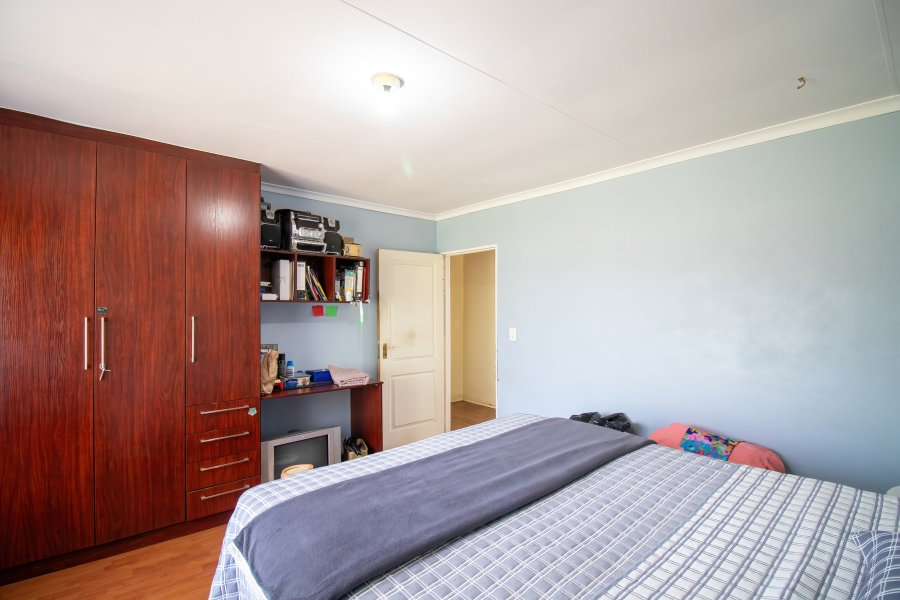3 Bedroom Property for Sale in Glen Austin Gauteng