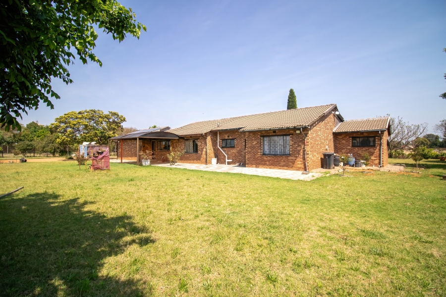3 Bedroom Property for Sale in Glen Austin Gauteng