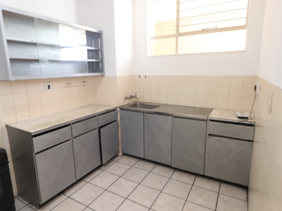 To Let 1 Bedroom Property for Rent in Nimrod Park Gauteng