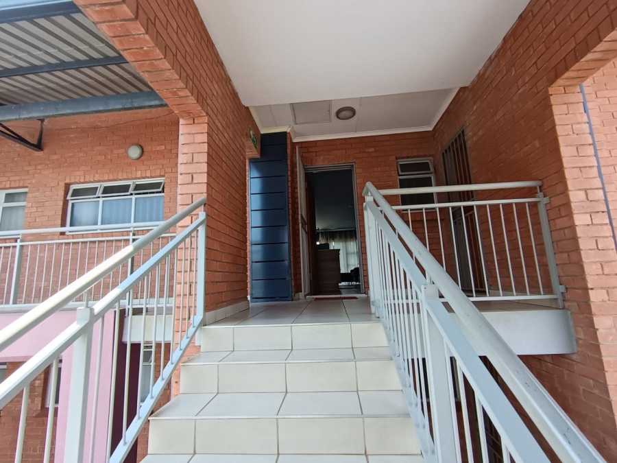 To Let 2 Bedroom Property for Rent in Montana Gauteng