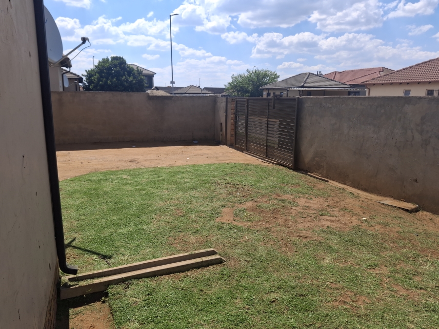 2 Bedroom Property for Sale in Crystal Park Gauteng