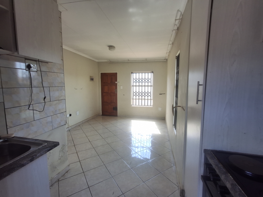 2 Bedroom Property for Sale in Crystal Park Gauteng