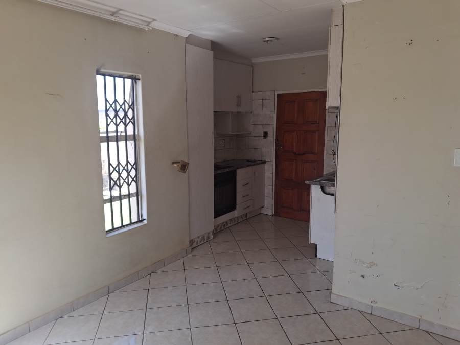 2 Bedroom Property for Sale in Crystal Park Gauteng