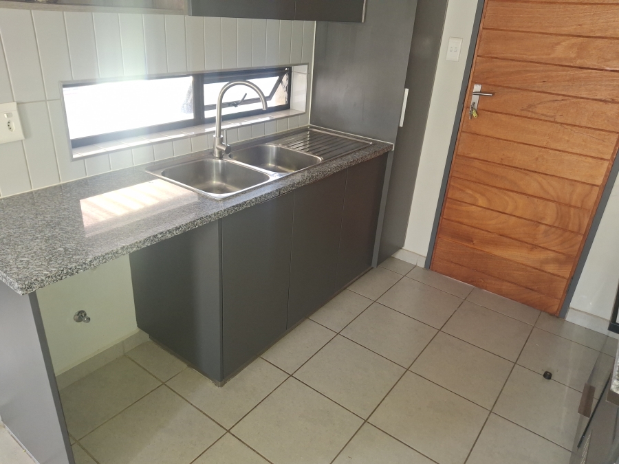 3 Bedroom Property for Sale in Albertsdal Gauteng