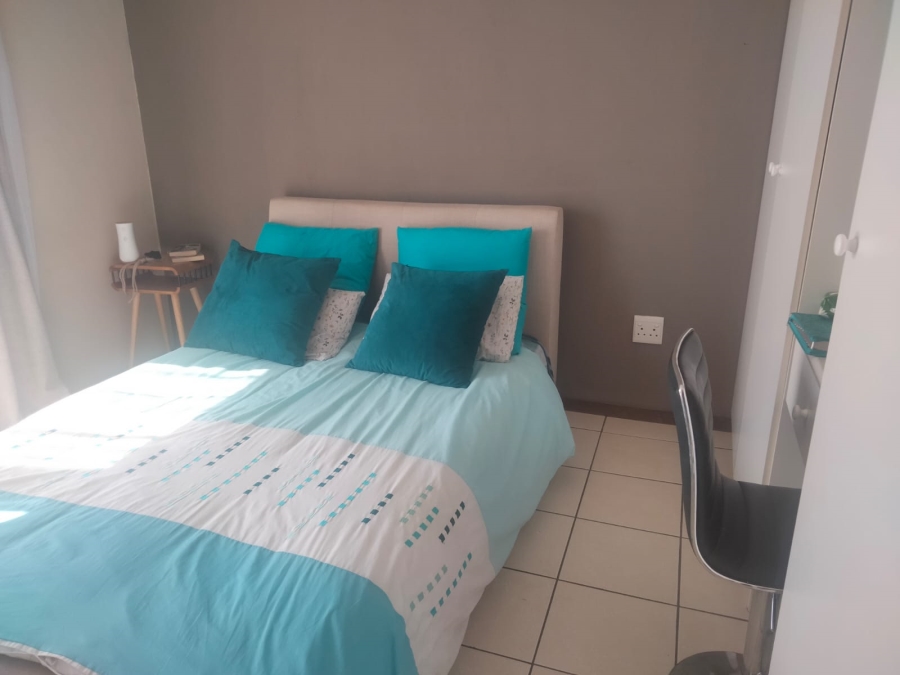 2 Bedroom Property for Sale in Sonneglans Gauteng