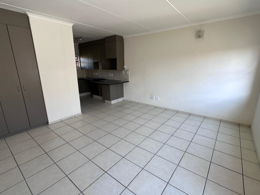 To Let 1 Bedroom Property for Rent in Barbeque Downs Gauteng