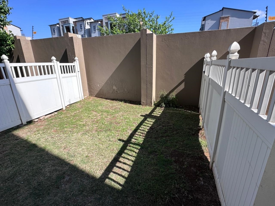 To Let 1 Bedroom Property for Rent in Barbeque Downs Gauteng