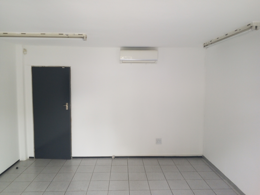 To Let Commercial Property for Rent in Meadowdale Gauteng