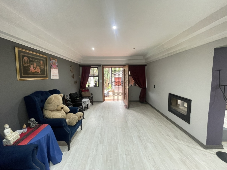 4 Bedroom Property for Sale in Highway Gardens Gauteng