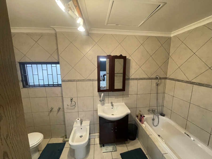 4 Bedroom Property for Sale in Highway Gardens Gauteng