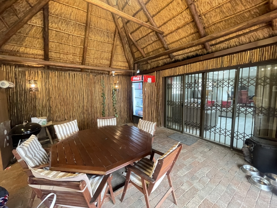 4 Bedroom Property for Sale in Highway Gardens Gauteng