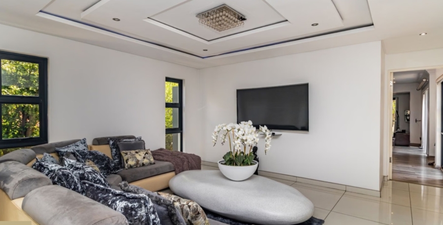 4 Bedroom Property for Sale in Glen Erasmia Gauteng