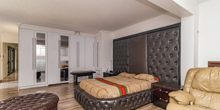 4 Bedroom Property for Sale in Glen Erasmia Gauteng