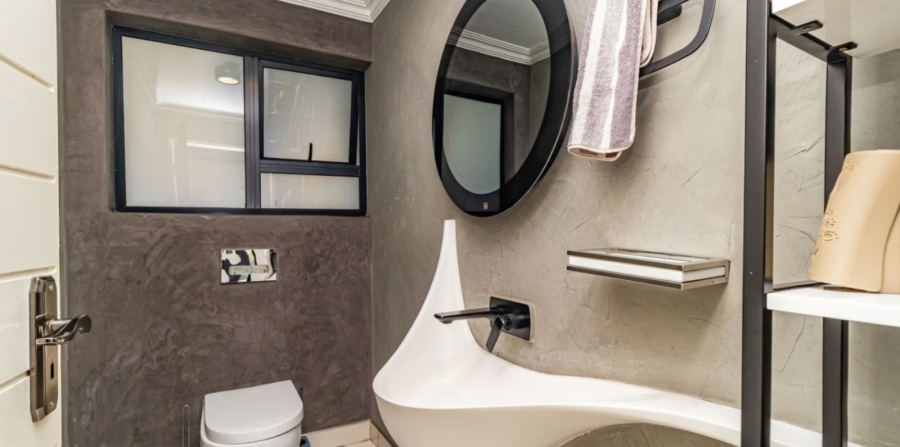 4 Bedroom Property for Sale in Glen Erasmia Gauteng