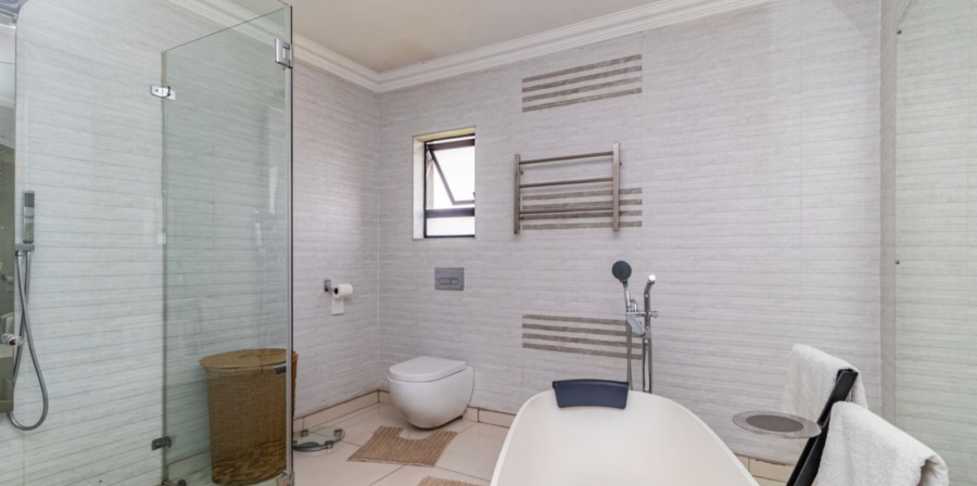 4 Bedroom Property for Sale in Glen Erasmia Gauteng