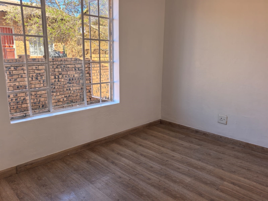 3 Bedroom Property for Sale in Noordwyk Gauteng