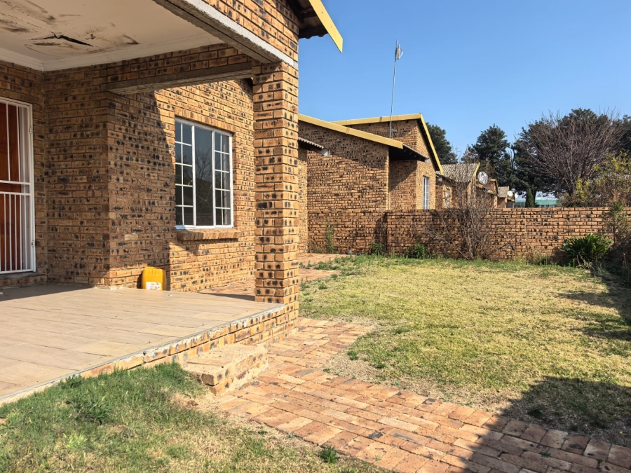 3 Bedroom Property for Sale in Noordwyk Gauteng