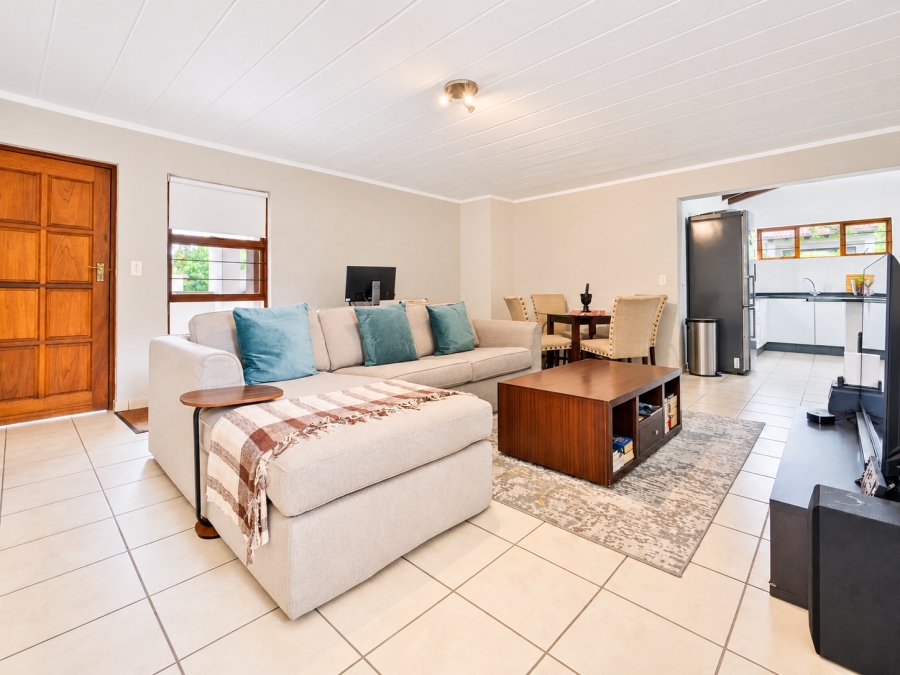 To Let 2 Bedroom Property for Rent in Paulshof Gauteng