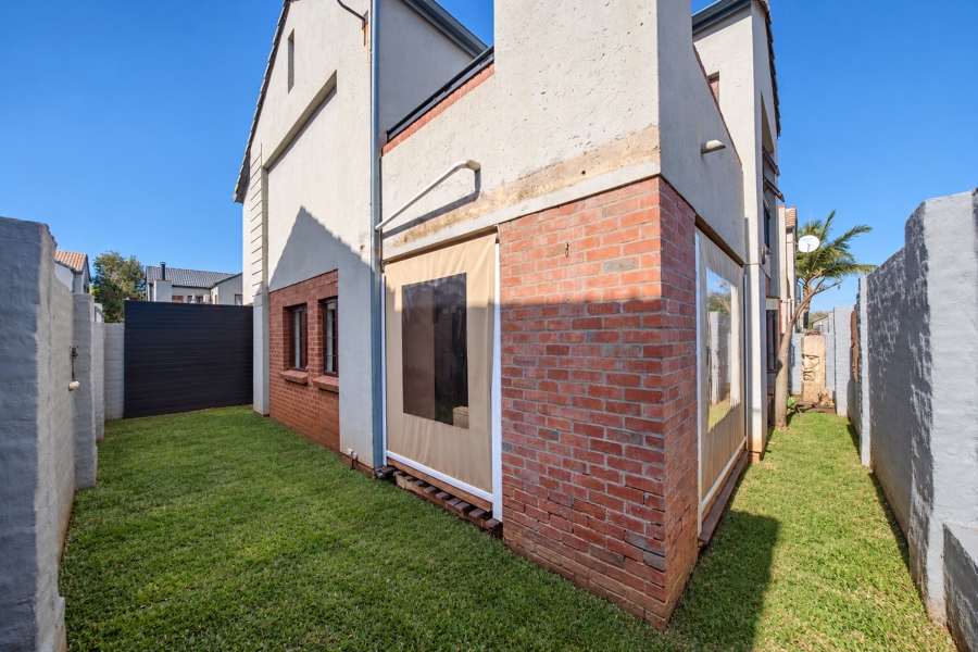 3 Bedroom Property for Sale in Bronberg Gauteng