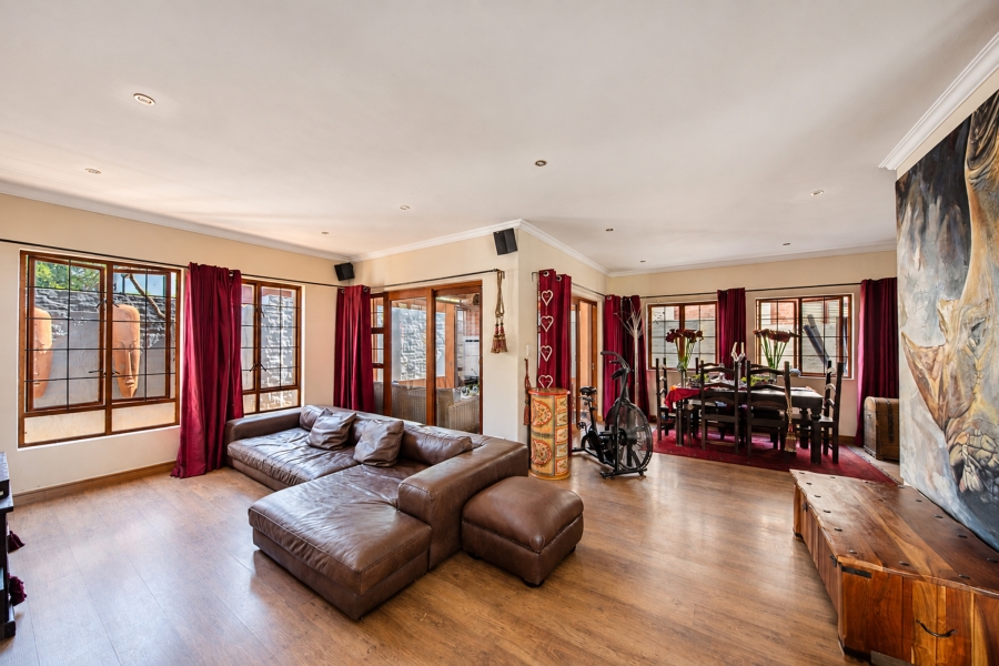 3 Bedroom Property for Sale in Bronberg Gauteng
