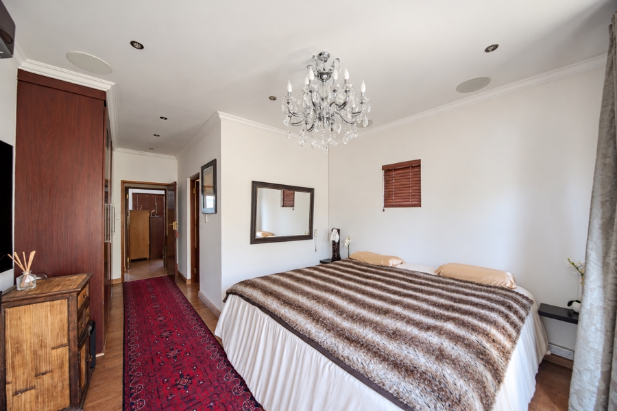 3 Bedroom Property for Sale in Bronberg Gauteng