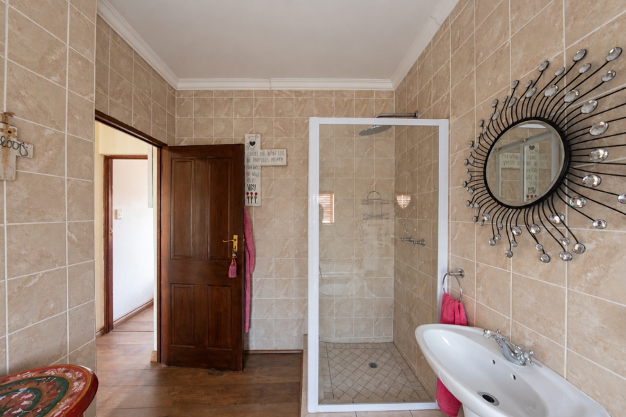 3 Bedroom Property for Sale in Bronberg Gauteng