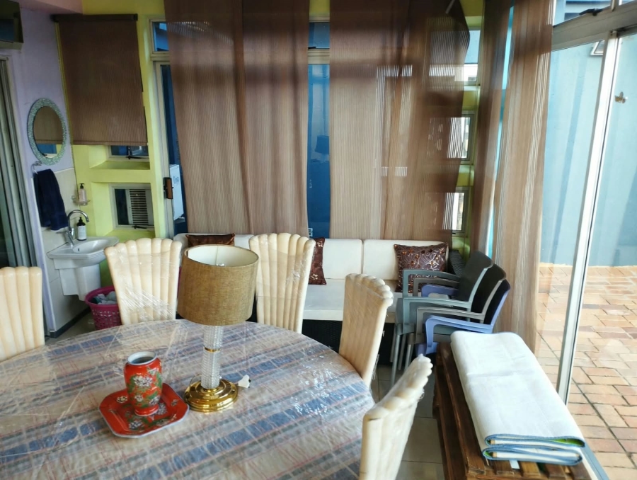 5 Bedroom Property for Sale in Lenasia Gauteng