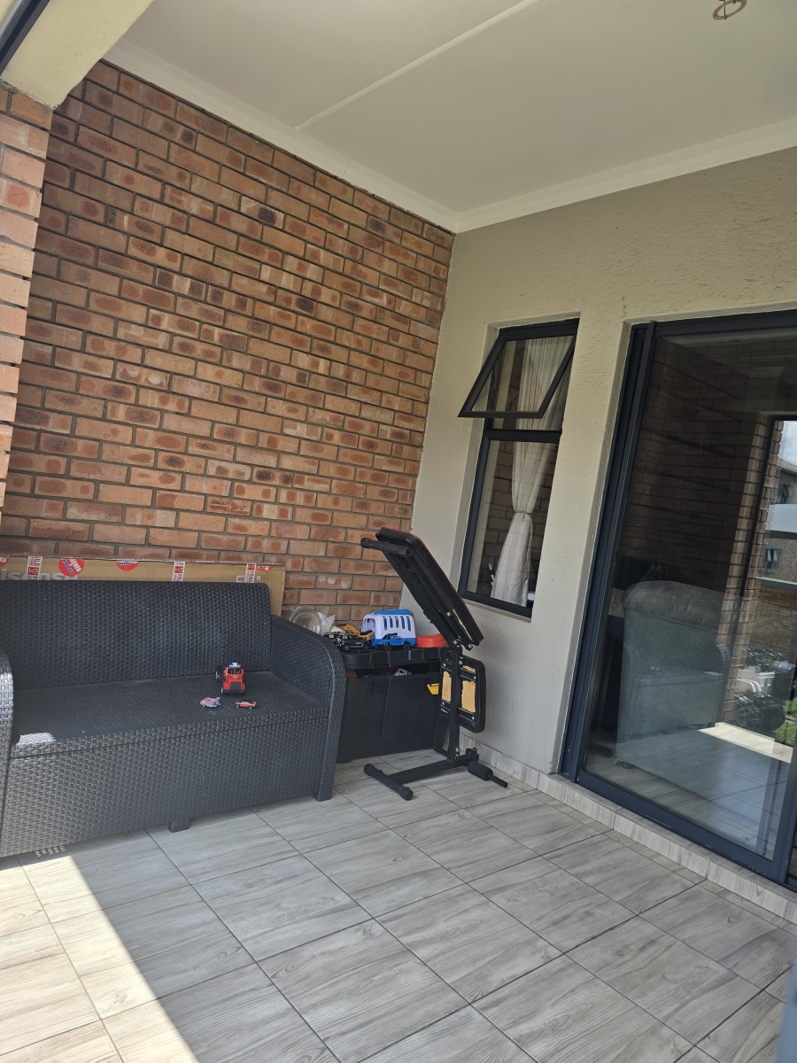 To Let 3 Bedroom Property for Rent in Noordwyk Gauteng