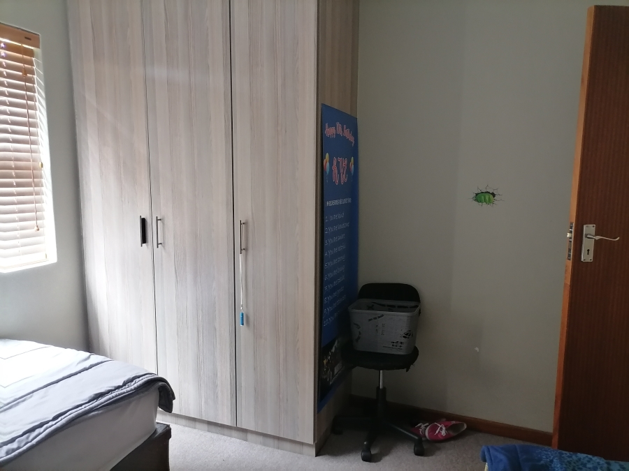 To Let 3 Bedroom Property for Rent in Noordwyk Gauteng