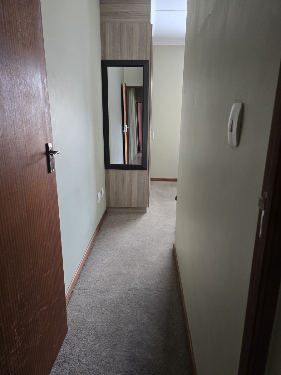 To Let 3 Bedroom Property for Rent in Noordwyk Gauteng