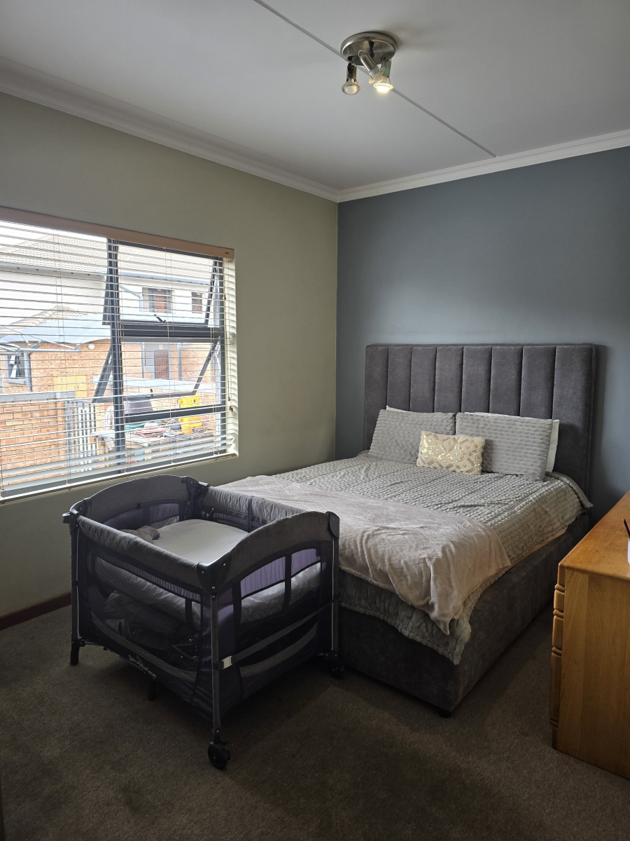 To Let 3 Bedroom Property for Rent in Noordwyk Gauteng