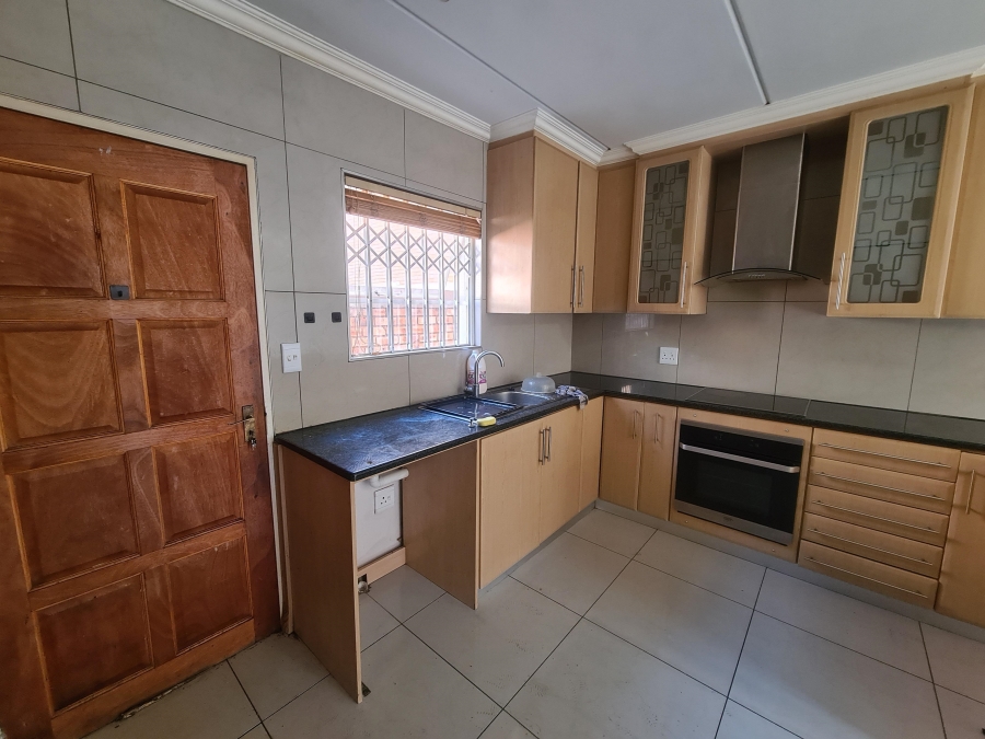 To Let 3 Bedroom Property for Rent in Honeydew Gauteng