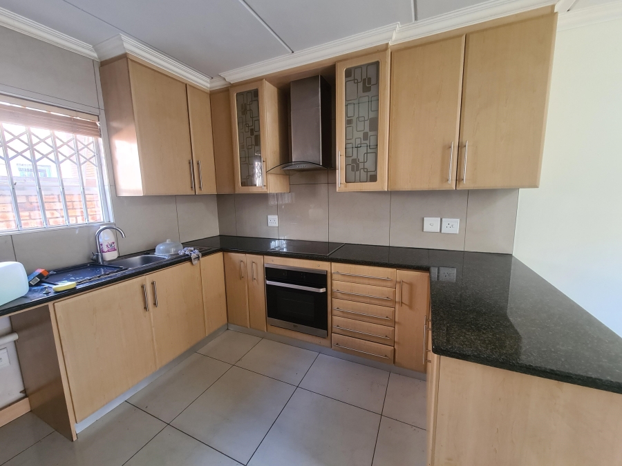 To Let 3 Bedroom Property for Rent in Honeydew Gauteng