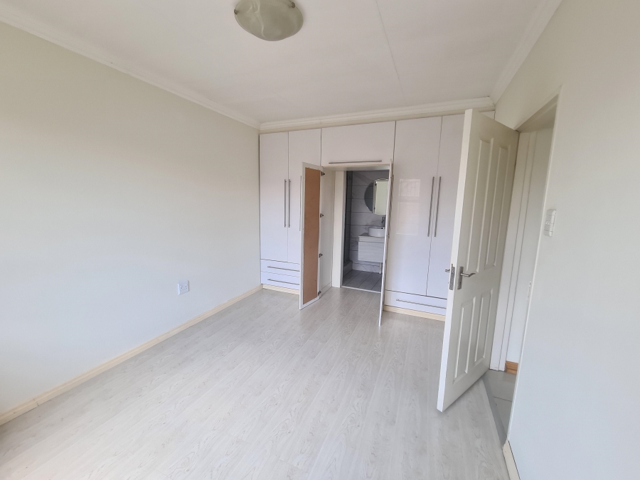 To Let 3 Bedroom Property for Rent in Honeydew Gauteng